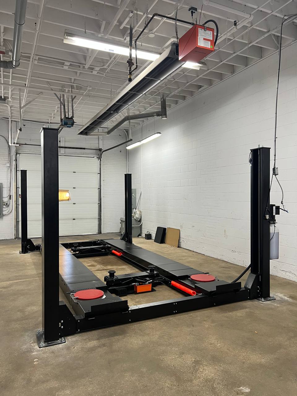 4 Post Alignment Lift 14,000 lb Lifting Capacity