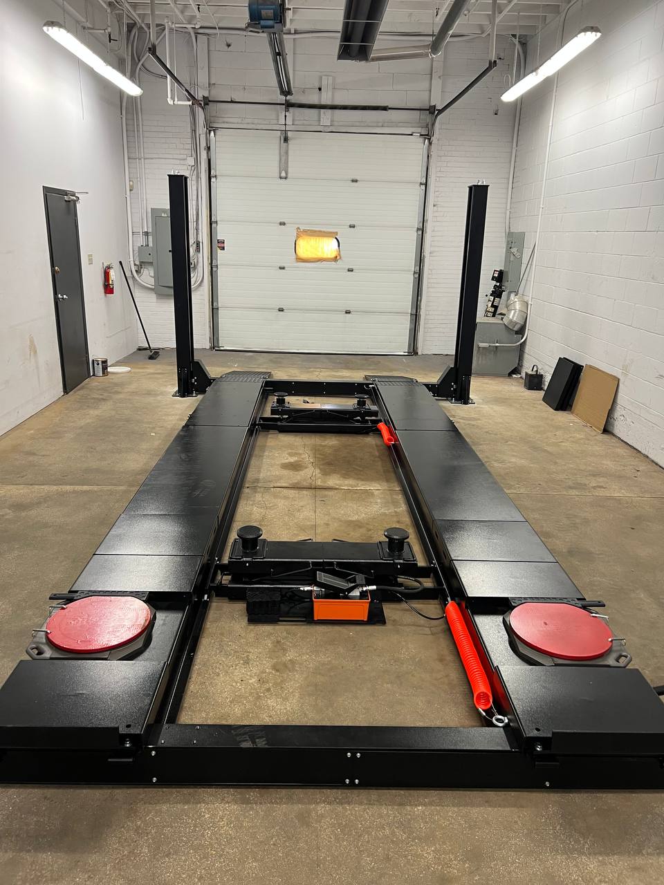 4 Post Alignment Lift 14,000 lb Lifting Capacity