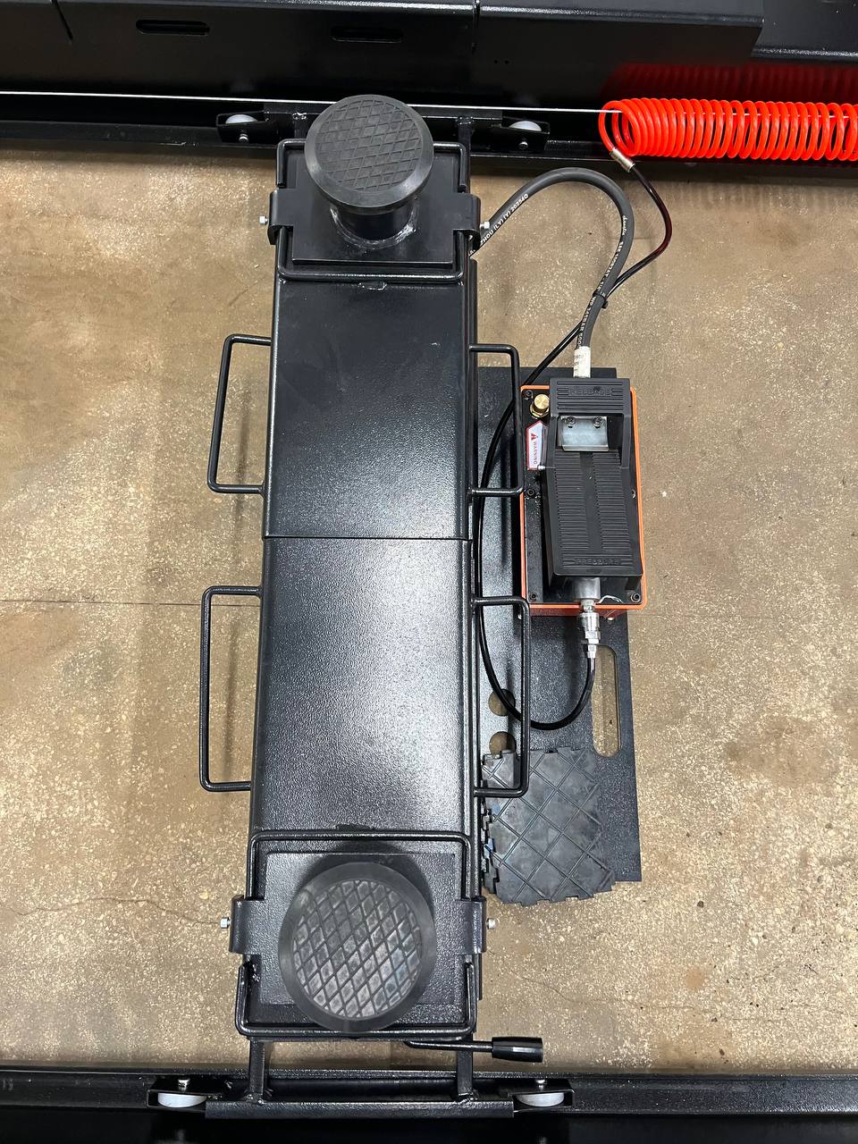 4 Post Alignment Lift 14,000 lb Lifting Capacity